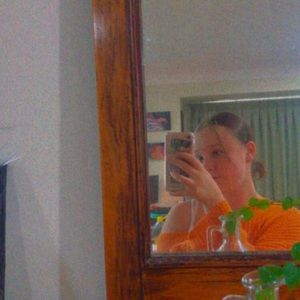 Meet your Posher, Layla